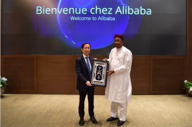 其中90位企业超微草莓视频APP官网在线观看家来自非洲