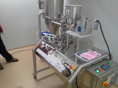 气流草莓视频APP官网在线观看设备原材料投入